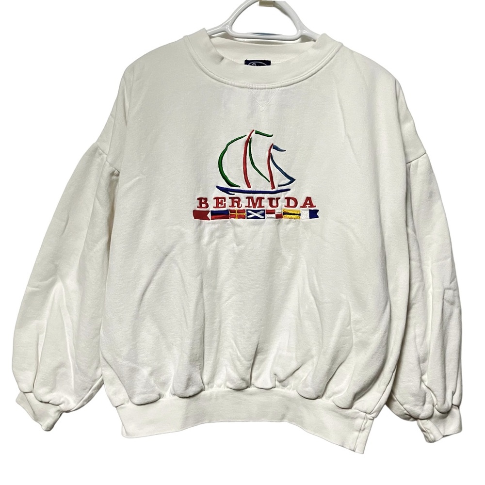 VTG 90s BERMUDA SWEATSHIRT SOUVENIR DESTINATION TEE EMBROIDERED SAIL BOAT FLAGS